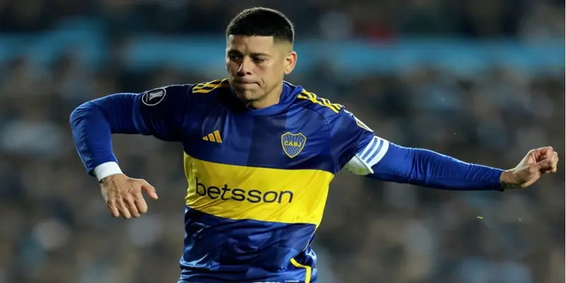 Cầu thủ này hiện đang đeo băng thủ quân tại Boca Juniors